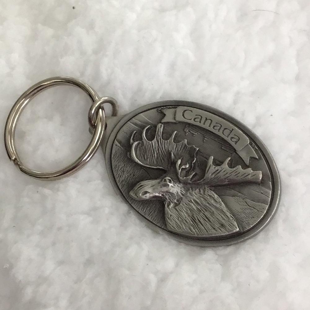 Vintage Solid Pewter Canada Key Ring - image 2